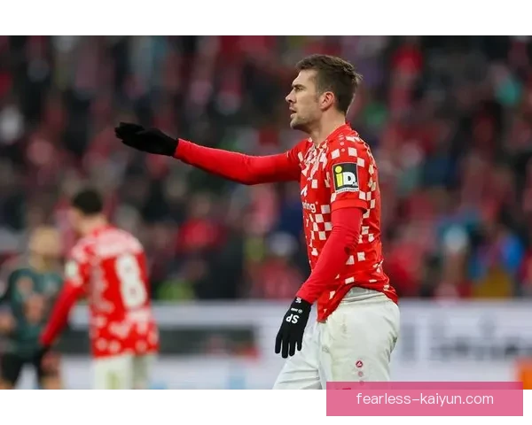 美因茨球队结构值得关注，近期表现稳健引发外界期待。